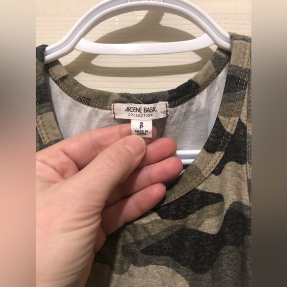 Ardene Basic Camo Woman Tank Size Small Soft AF - Picture 2 of 2